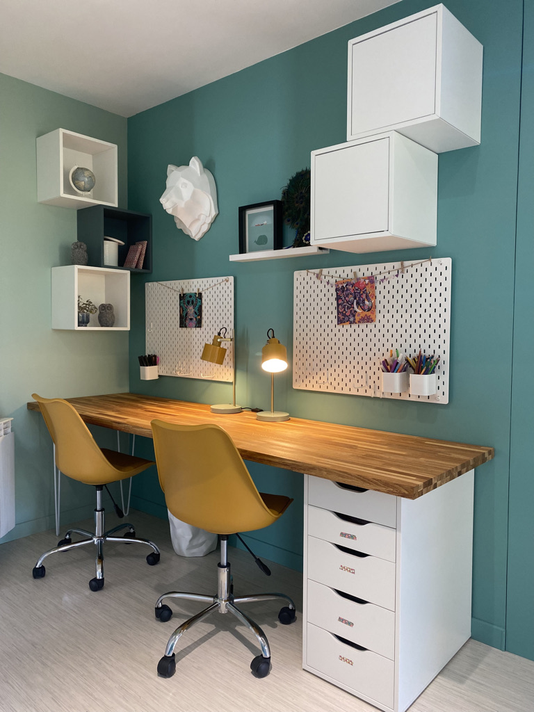 Bureau adolescents